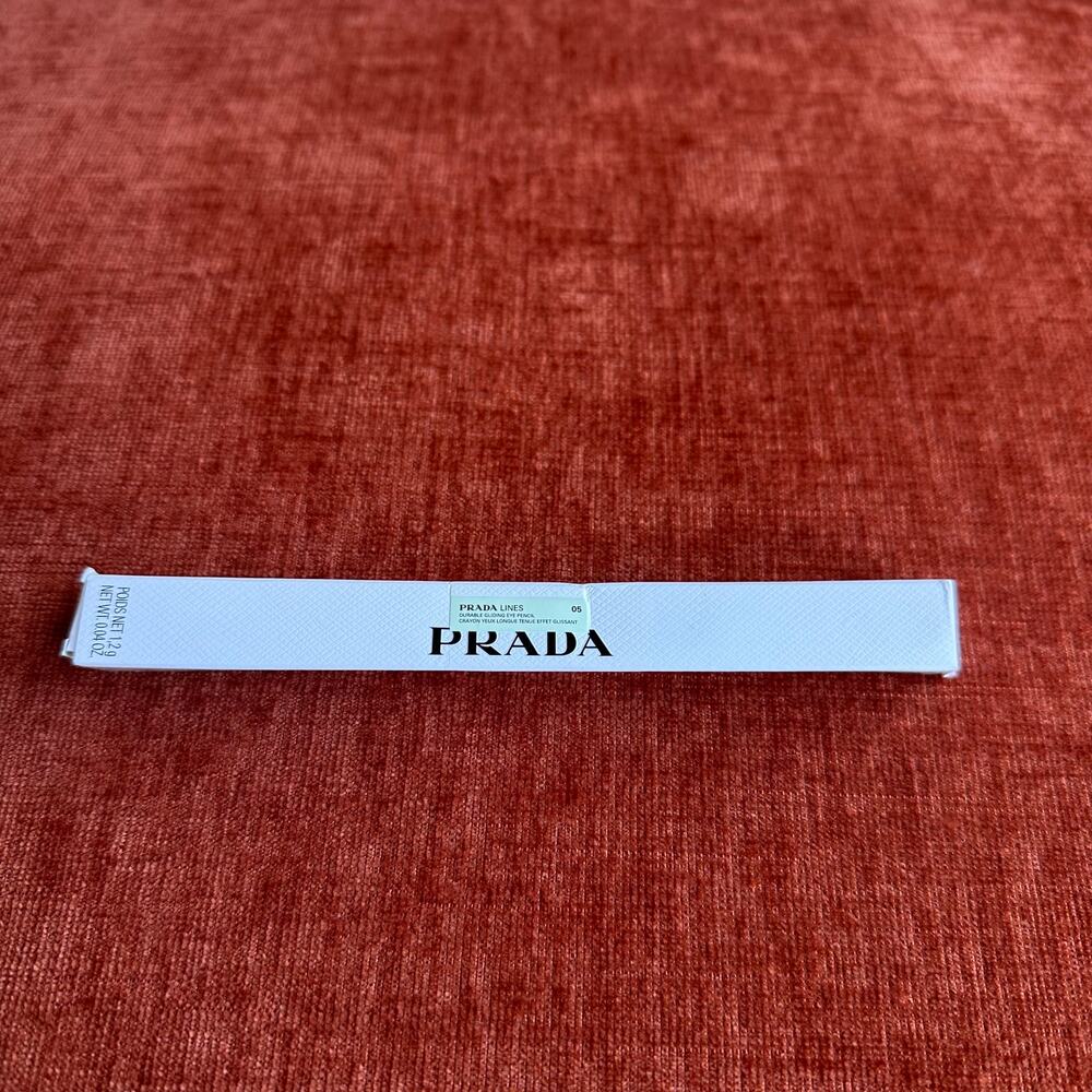Prada Lines Gliding Eye Pencil in 05 Argento - Picture 2 of 8